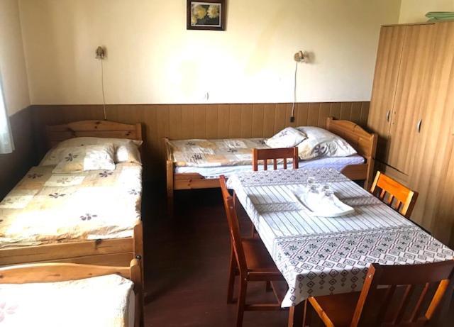 Convoy Panzio Bed & Breakfast Szajol Luaran gambar