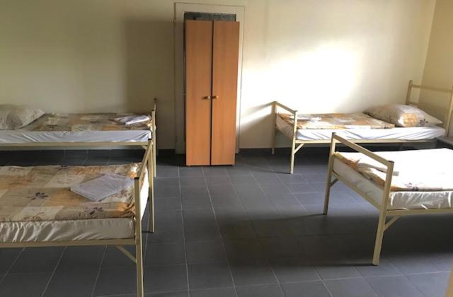 Convoy Panzio Bed & Breakfast Szajol Luaran gambar